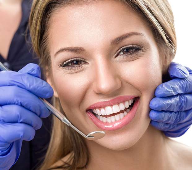 Coconut Creek Teeth Whitening at Dentist